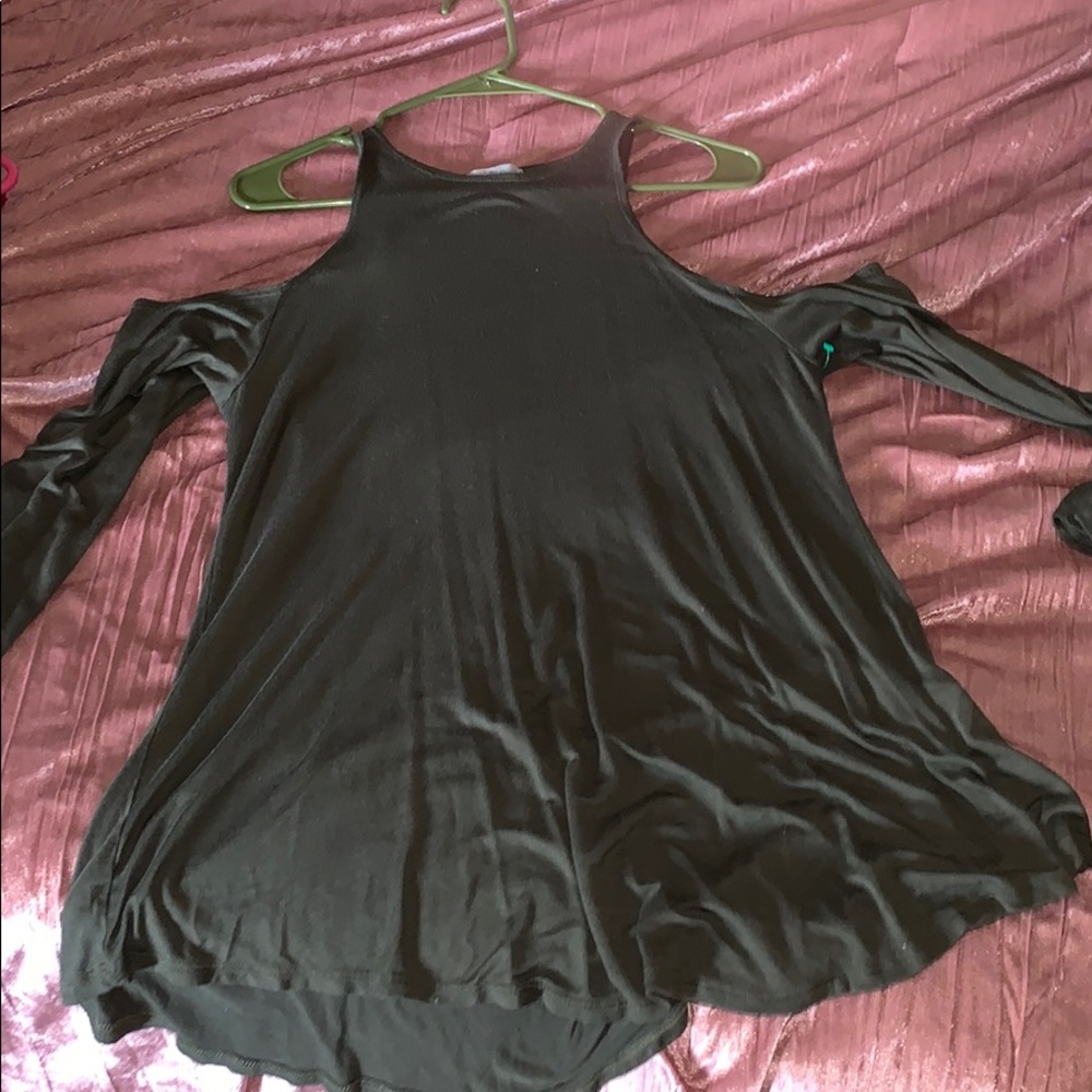 Cold Shoulder tunic top